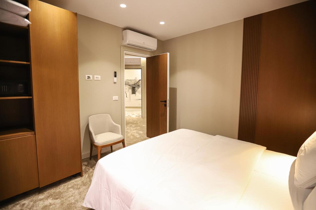 Urbanin Apartment & Hotel Tiranë Ngoại thất bức ảnh